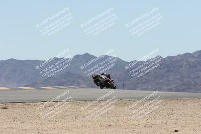 media/Apr-20-2025-CVMA (Sun) [[39090e8767]]/Race 9-Formula LW Twins Shootout/